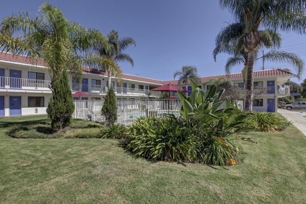 Hotel 6-corona, Ca 2*