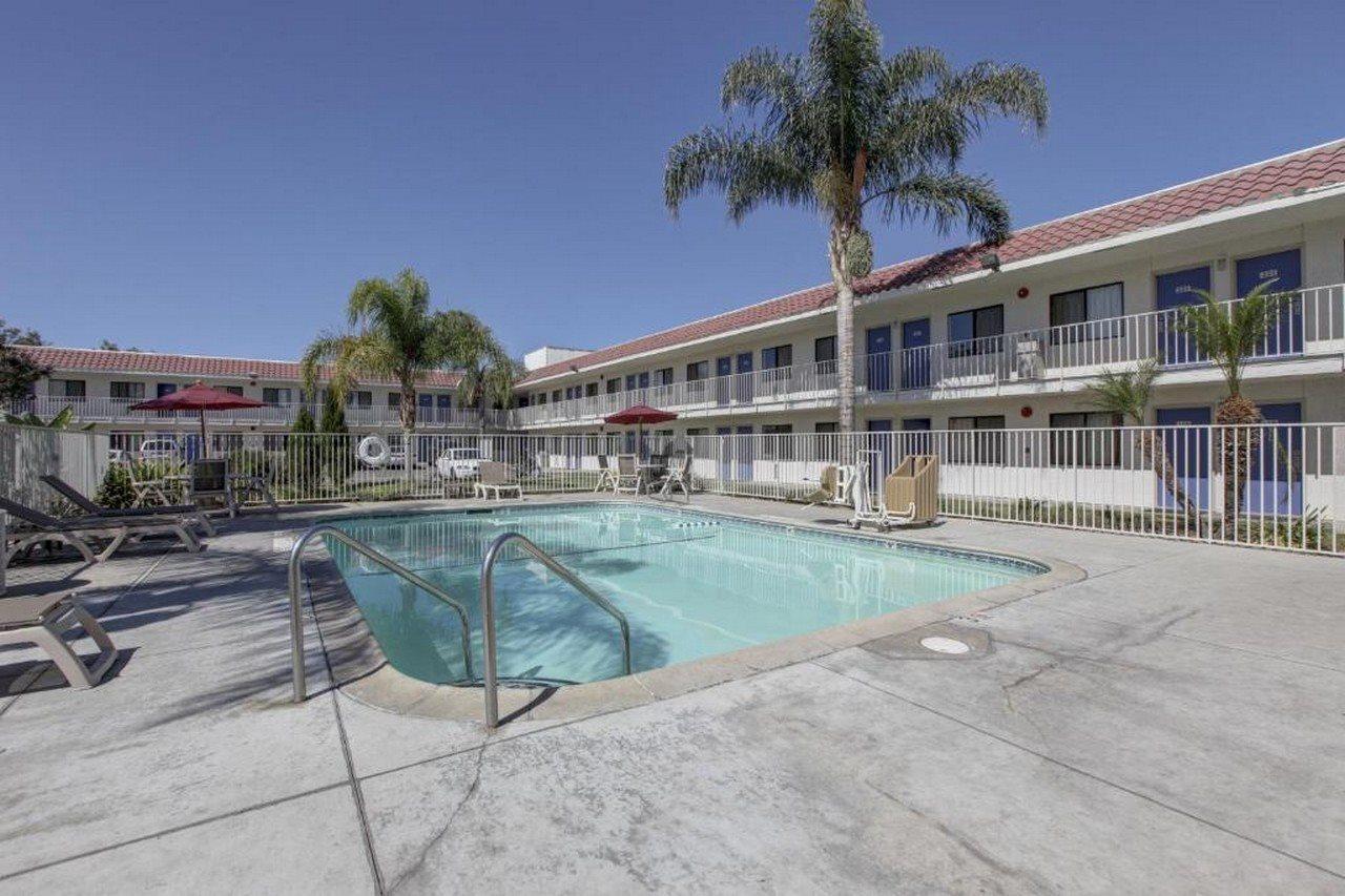 6-corona, Ca 2*